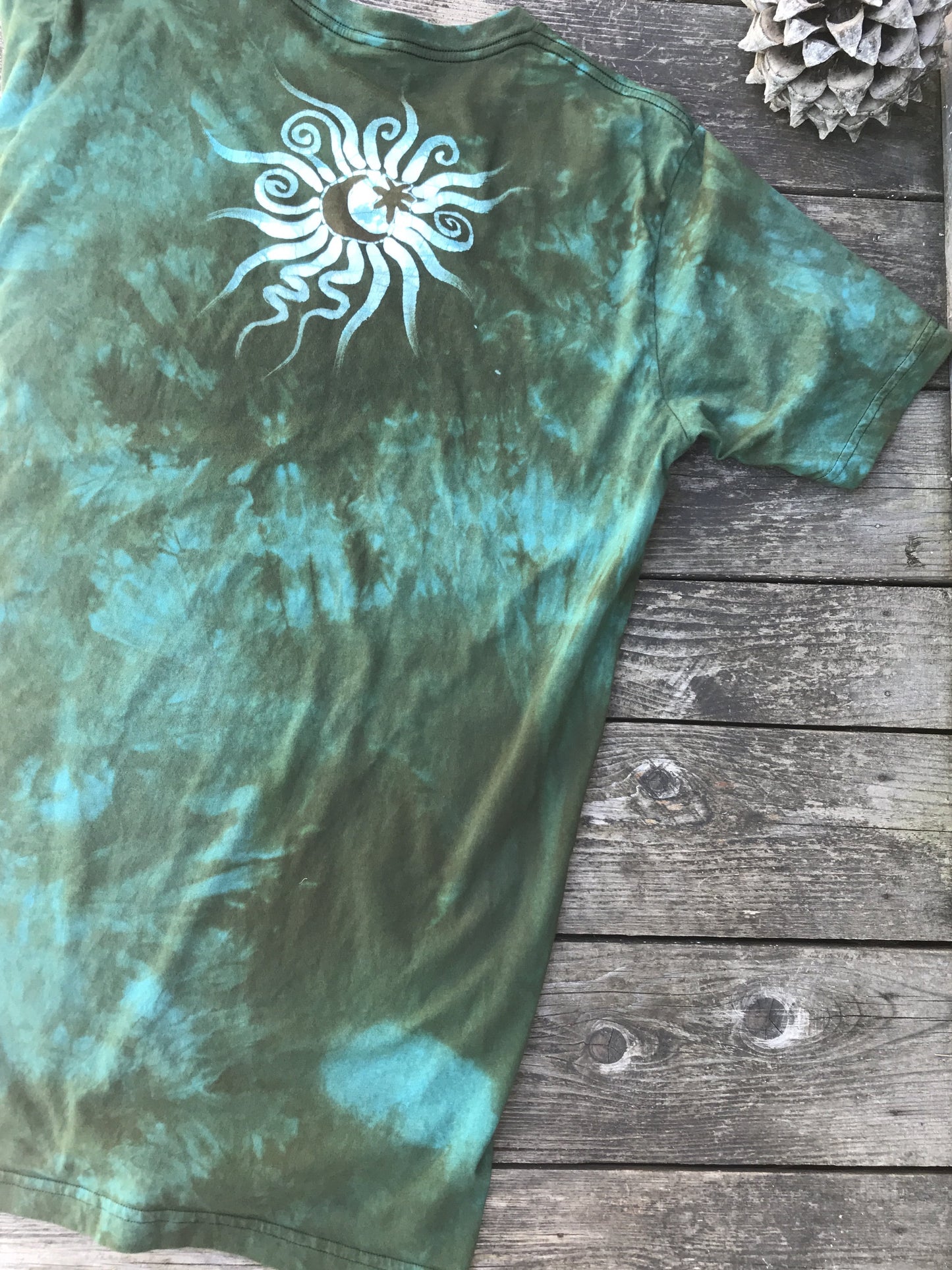 Green Tree Sun Handmade Batikwalla Tshirt - Size 2X - Tall