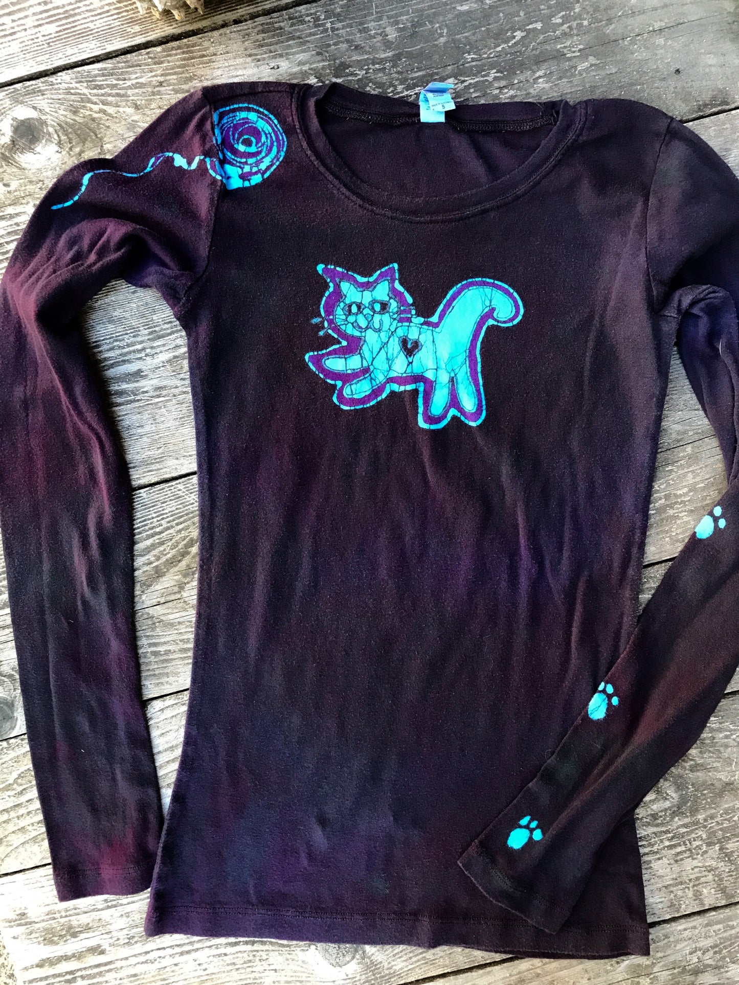 The Cat's Meow Handmade Long Sleeve Batik Top - SIZE SMALL ONLY