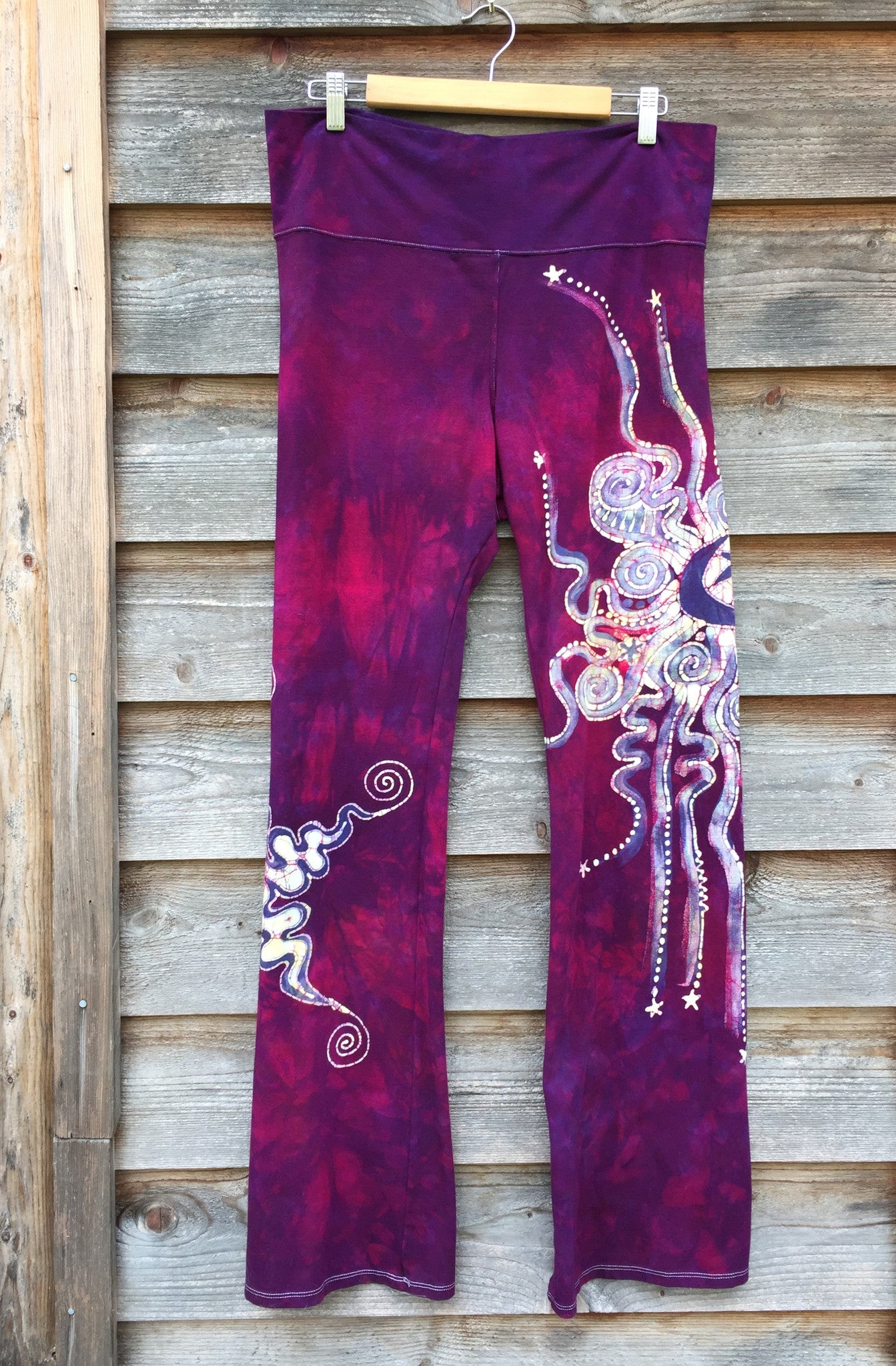 Berry Contrary Handmade Batik Yoga Pants - Size 2X - Batikwalla 
 - 2