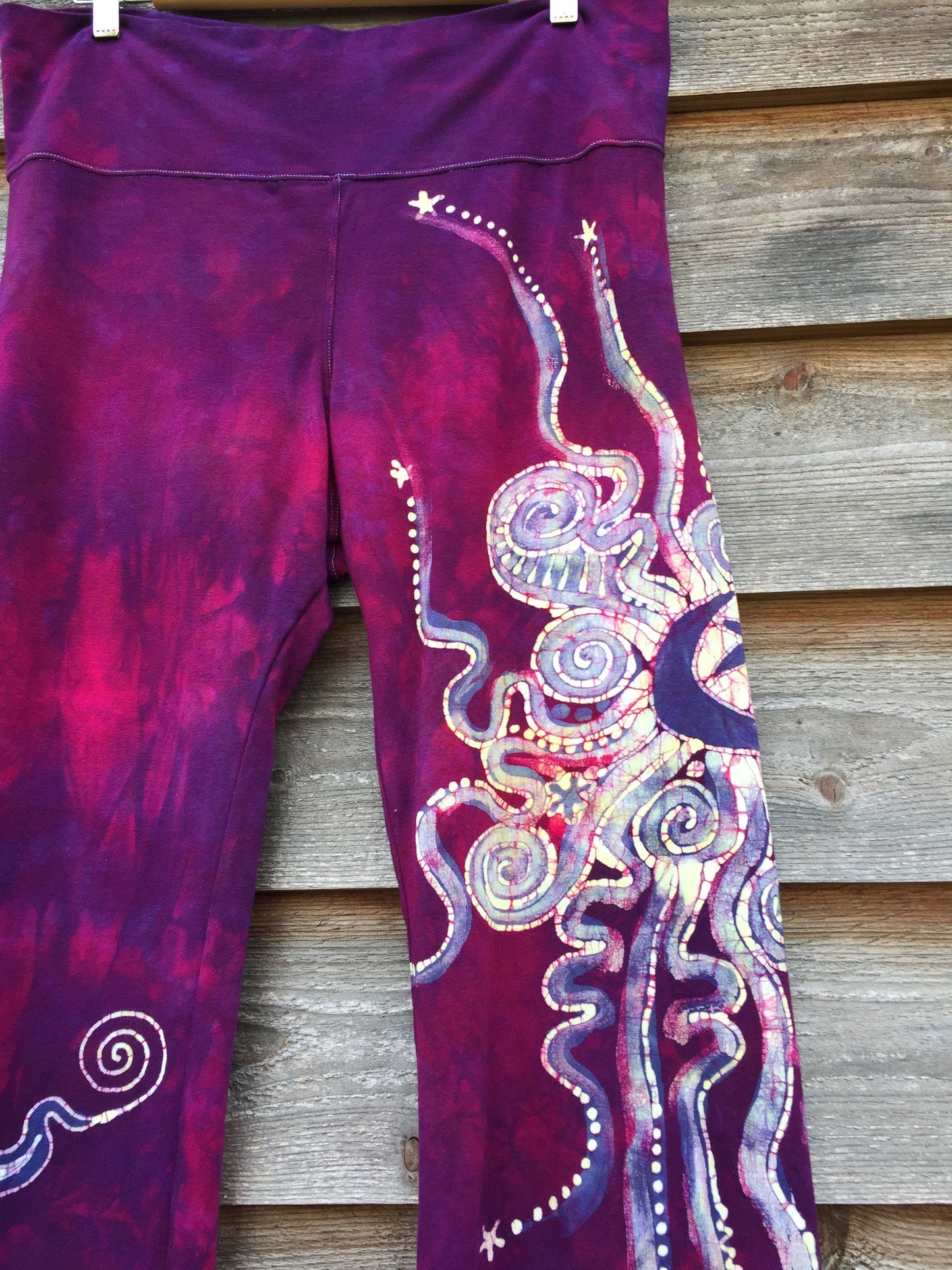 Berry Contrary Handmade Batik Yoga Pants - Size 2X - Batikwalla 
 - 1