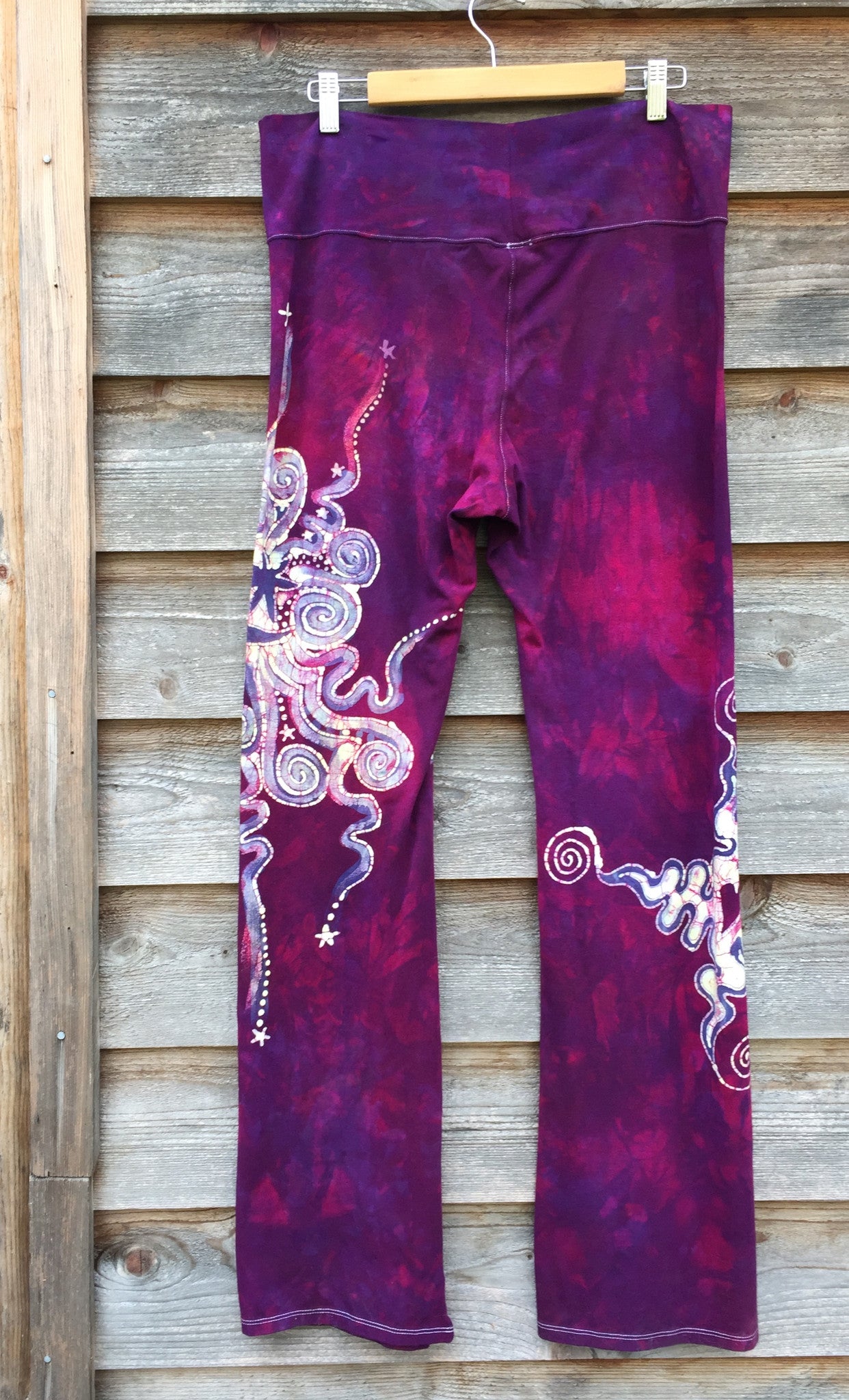 Berry Contrary Handmade Batik Yoga Pants - Size 2X - Batikwalla 
 - 3
