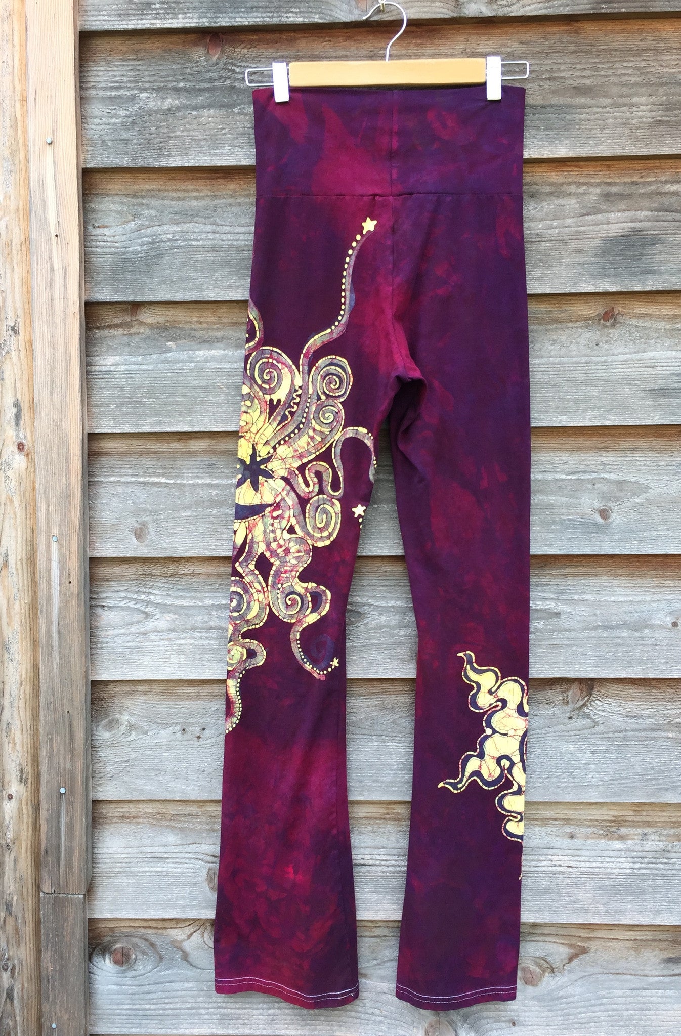Berry Contrary Handmade Batik Yoga Pants - Batikwalla 
 - 2