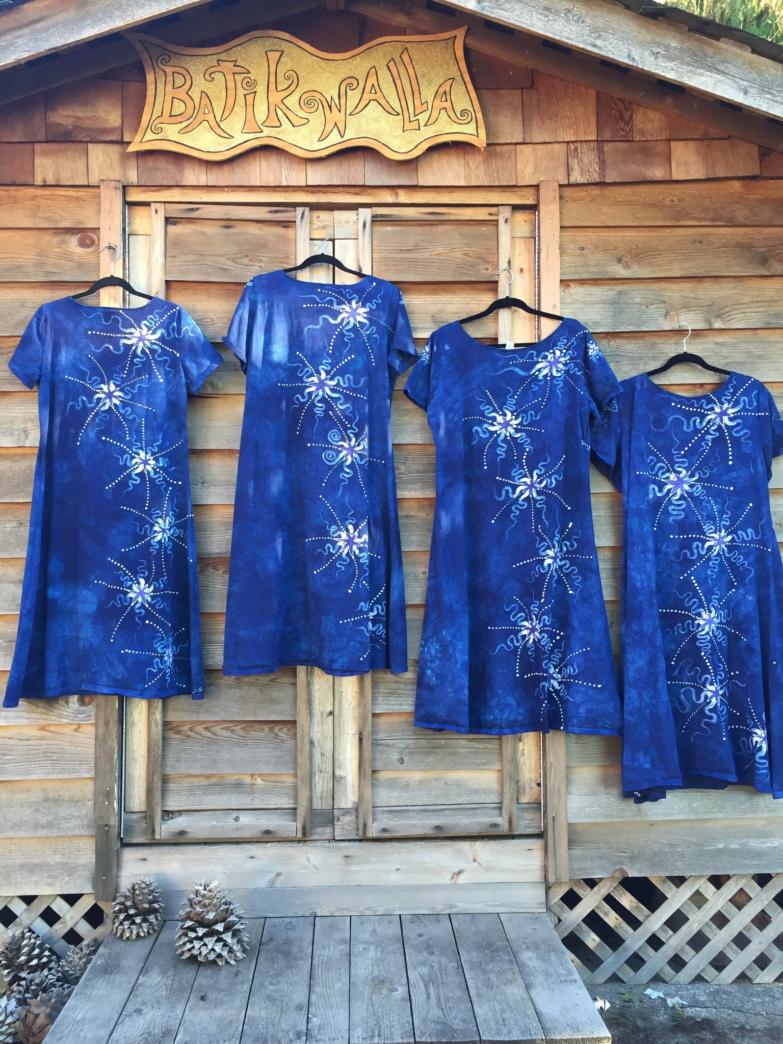 Periwinkle Moon Burst - Short Sleeve Batik Dress - Batikwalla 
 - 6
