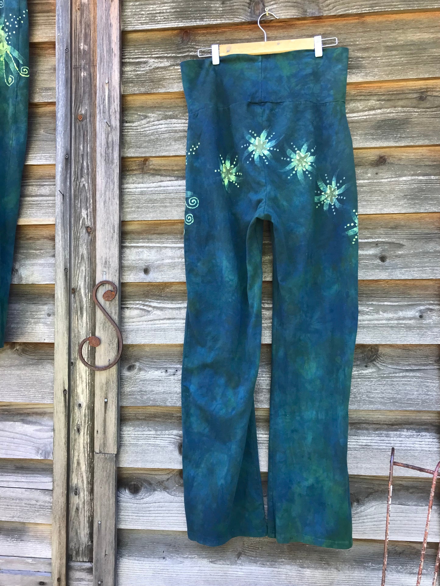Teal Moon and Star Garden Lounge Pants batikwalla 