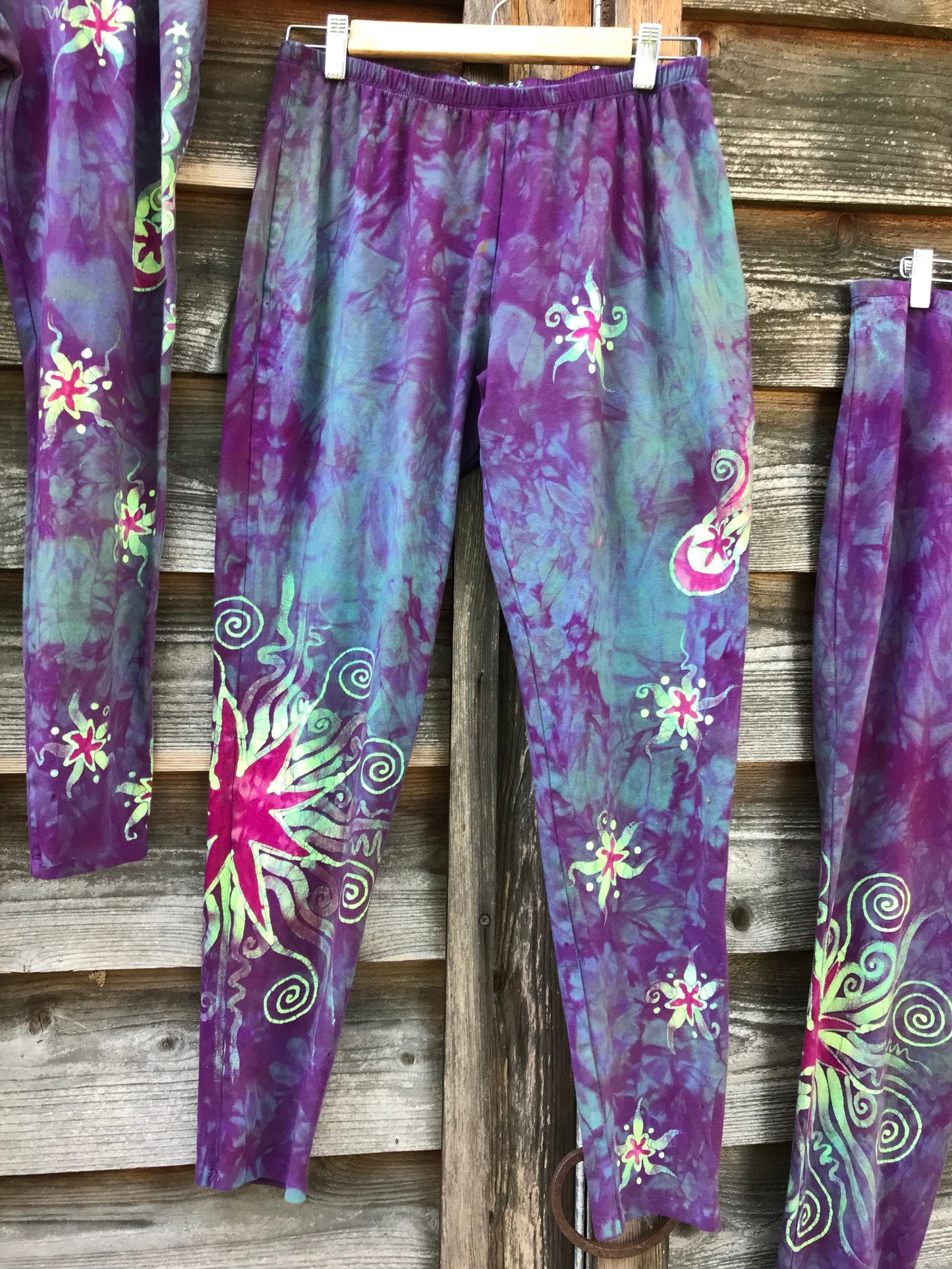 Purple Sunrise Moon and Stars Batik Leggings leggings batikwalla XL 