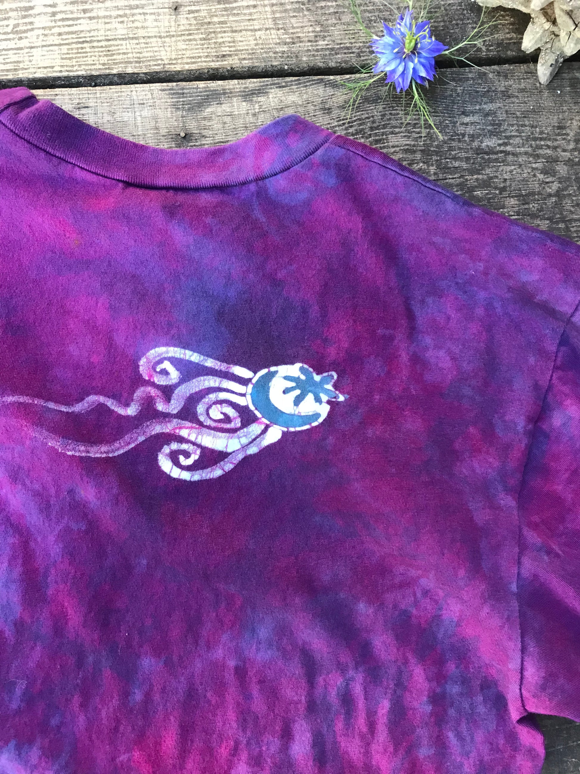 Mottled Magenta With Purple Highlights - Unisex Small Vneck Tee Tshirts batikwalla 