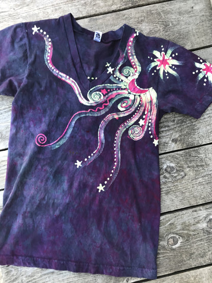 The Stars Will Guide Us Vneck Tee in Purple - Sale Basket Size XS Batikwalla by Victoria XS 