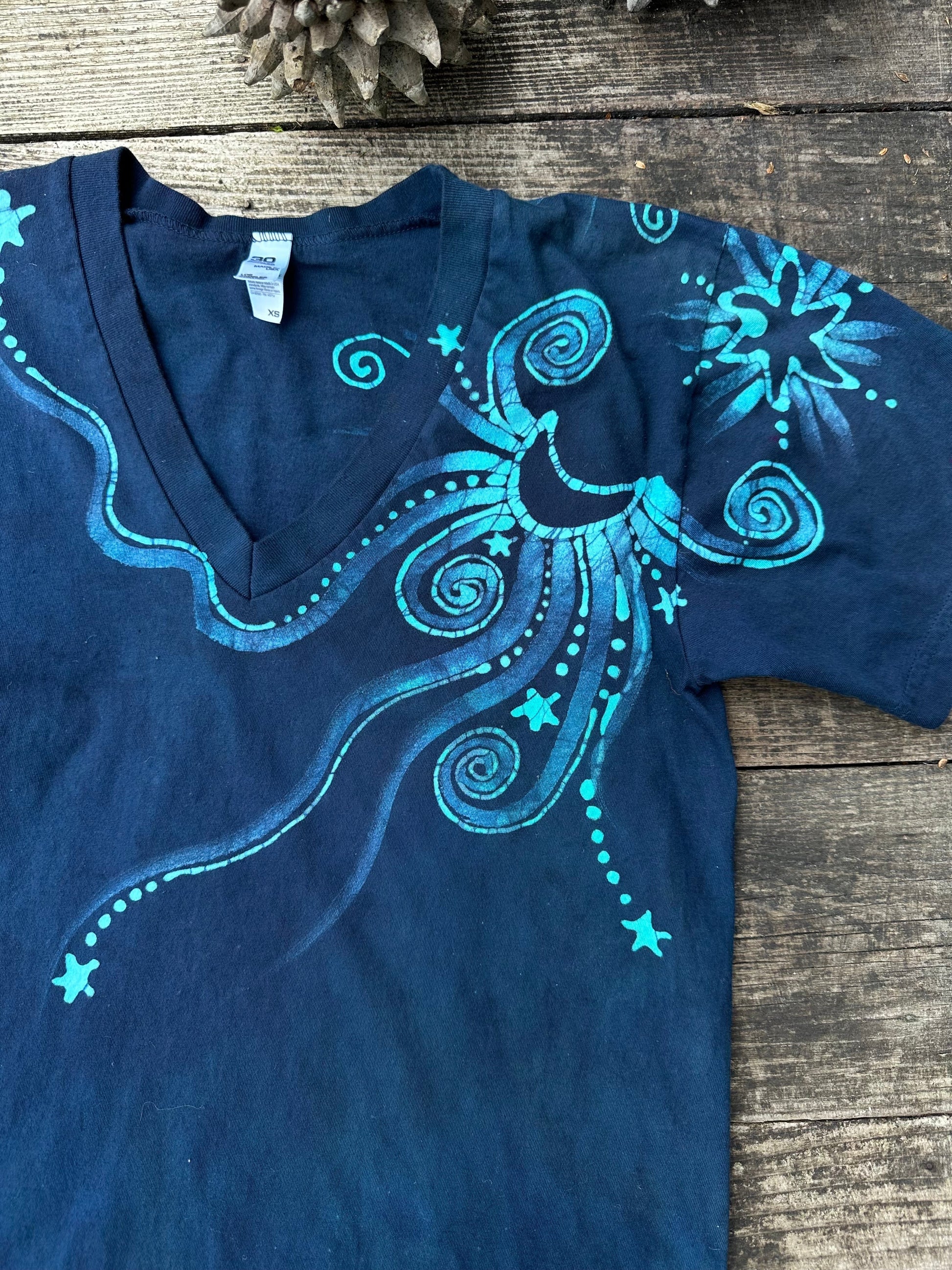 The Stars Will Guide Us Vneck Tee in Blue Teal - Size XS Unisex Tshirts Batikwalla by Victoria 