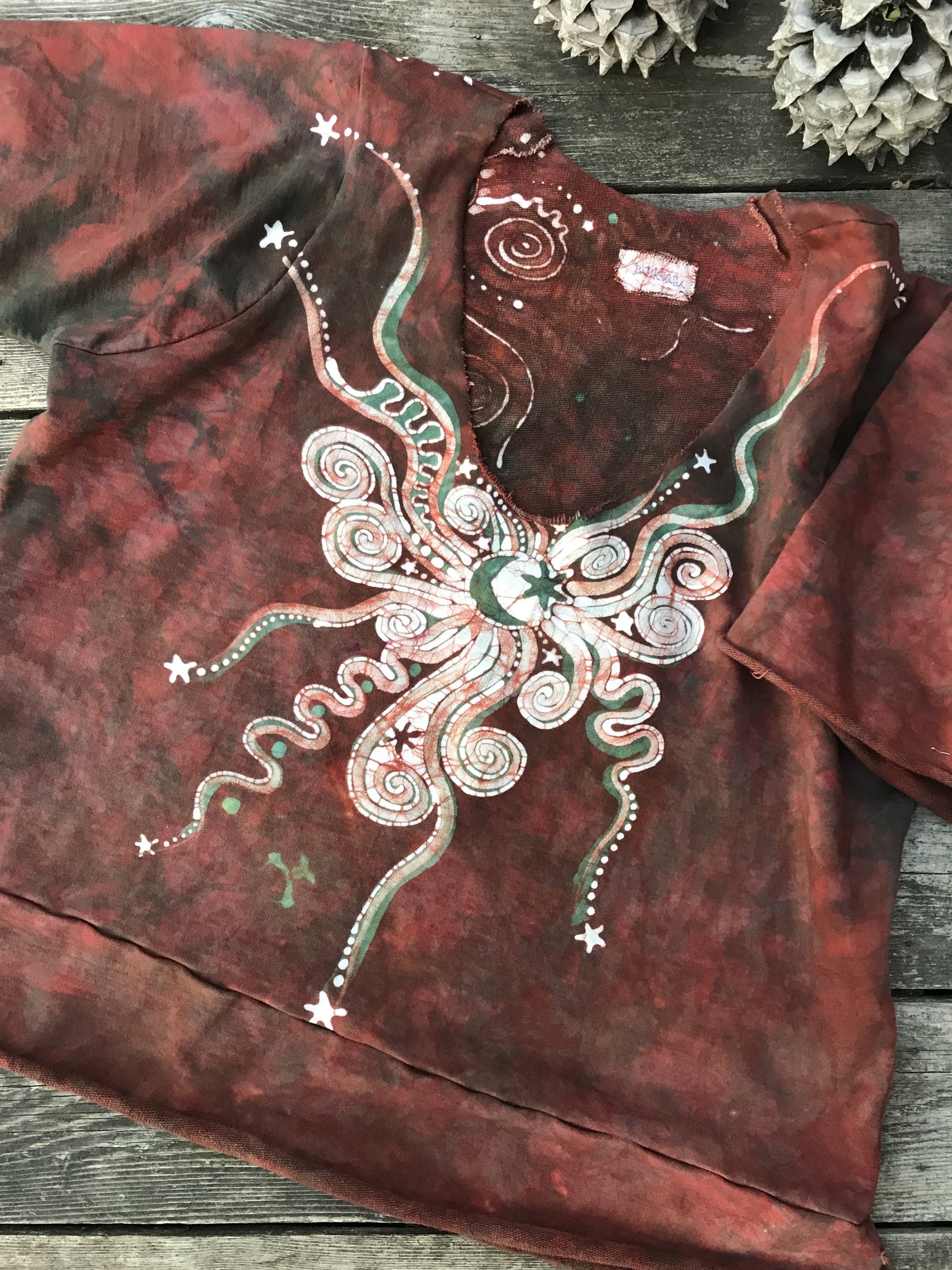 Red Jade Moon Deep Vneck Organic Cotton Handmade Batik Top, Size 2X Plus Batik Dresses Batikwalla 