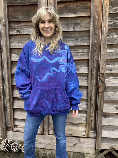 Made for Diane MEMBERSHIP EXCLUSIVE Blue Moonlight Cascade - Handcrafted Batik Pullover Hoodie Size XL hoodie batikwalla XL 