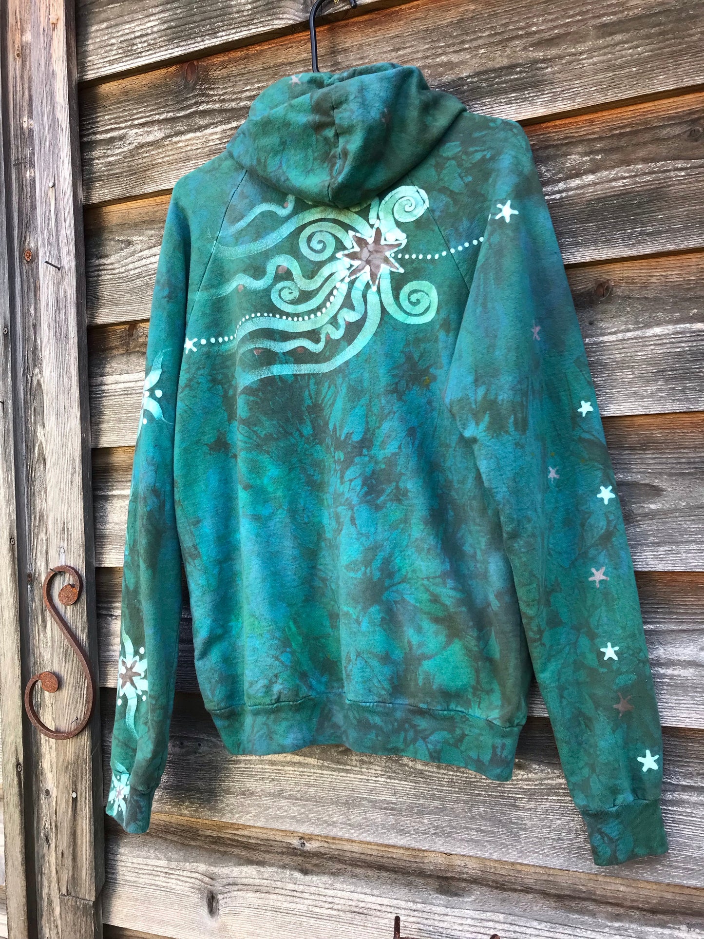 Green Valley Moonbeams Pullover Batik Hoodie in Organic Cotton - Size Medium hoodie batikwalla 